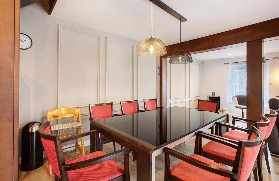 Property building, Living room