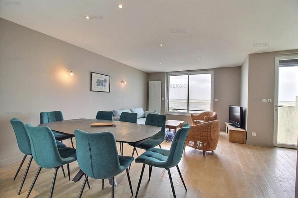 BELLEVUE Belle maison en front de mer Villa in Le Crotoy