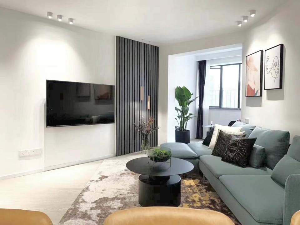 Communal lounge/ TV room, TV and multimedia, Living room, Seating area, Evening entertainment