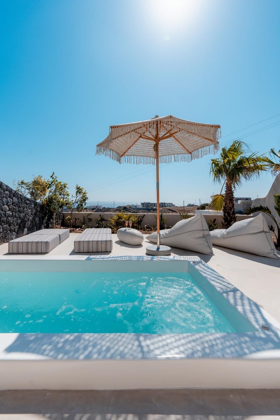 Patio, Day, Sea view, sunbed