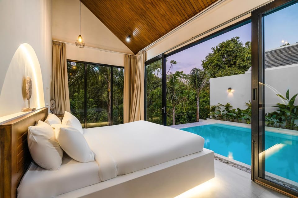 Bed, View (from property/room), Photo of the whole room, Bedroom, Pool view, internet, air conditioner