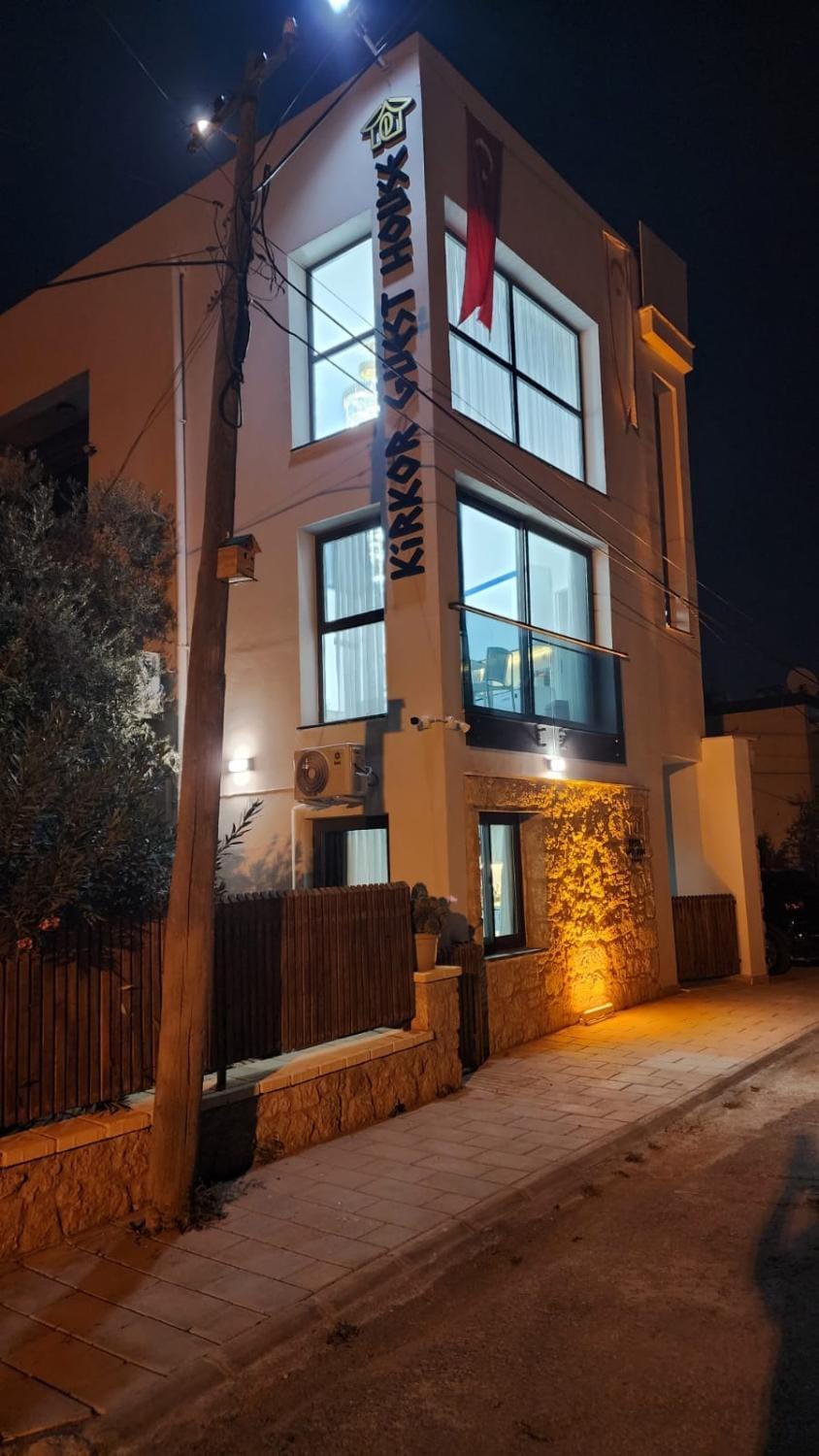 Kirkor Guest House Apartment in Famagusta