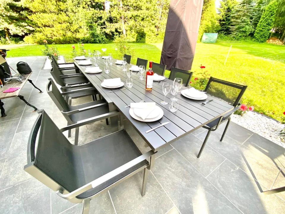 Nivezé Nature Lodge Villa in Wallonia, Belgium