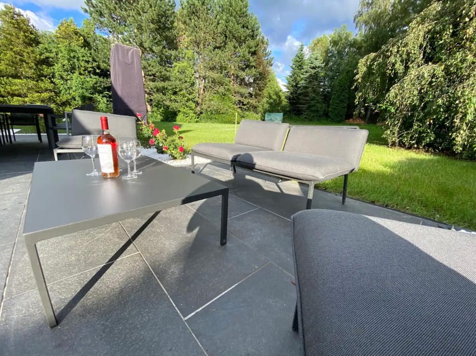 Nivezé Nature Lodge Villa in Wallonia, Belgium