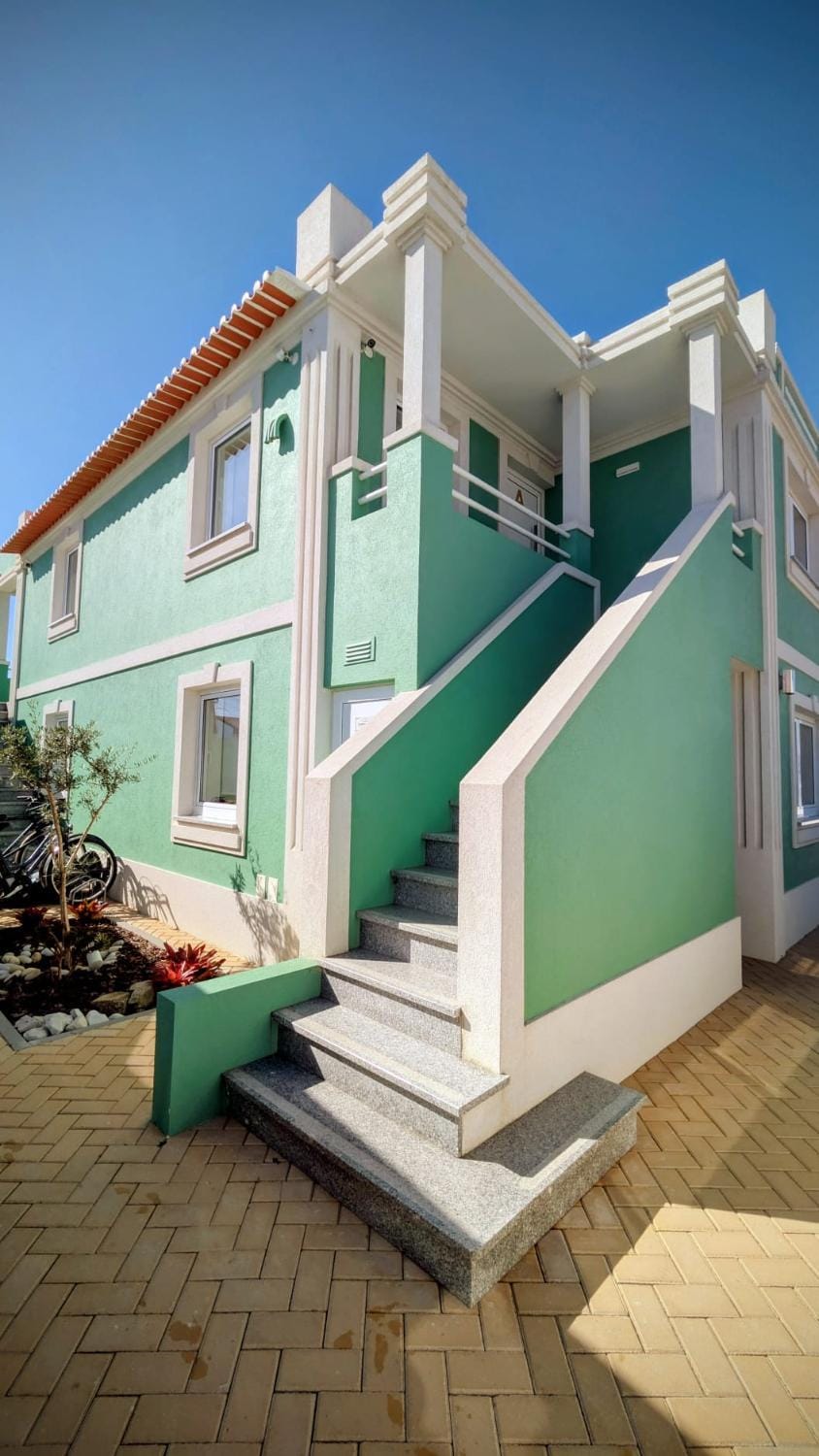 Property building, View (from property/room), Balcony/Terrace