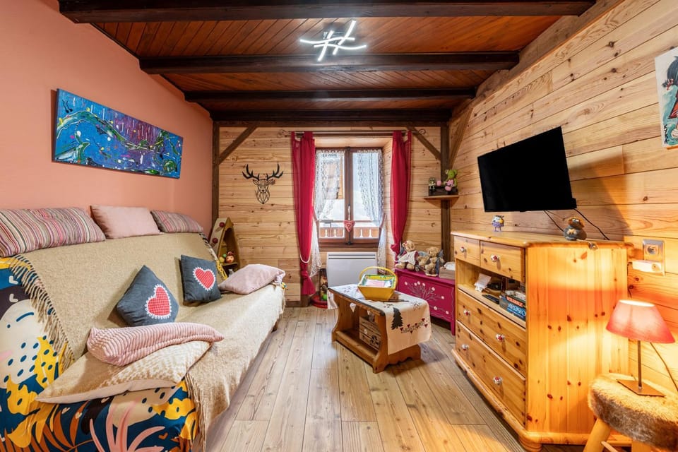 Property building, Living room