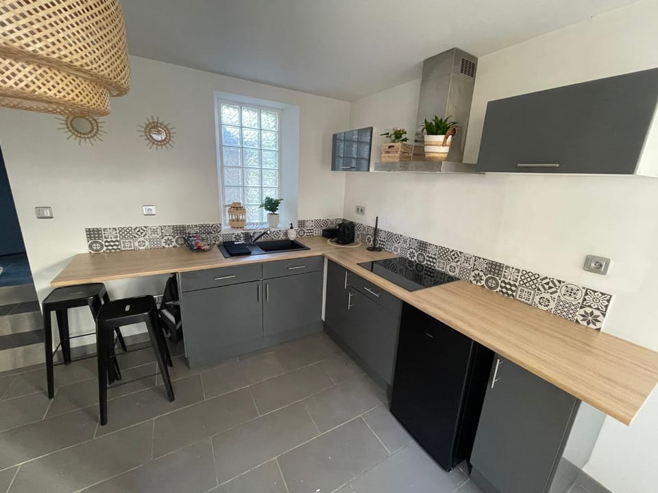 Chez Mely, le petit nid bombonnais House in Île-de-France