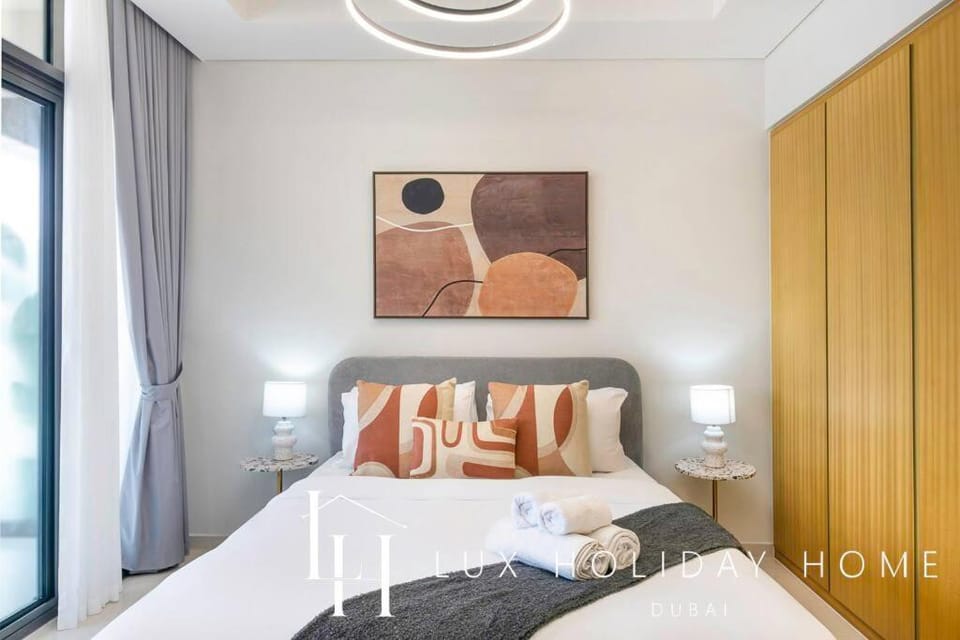Bed, wardrobe