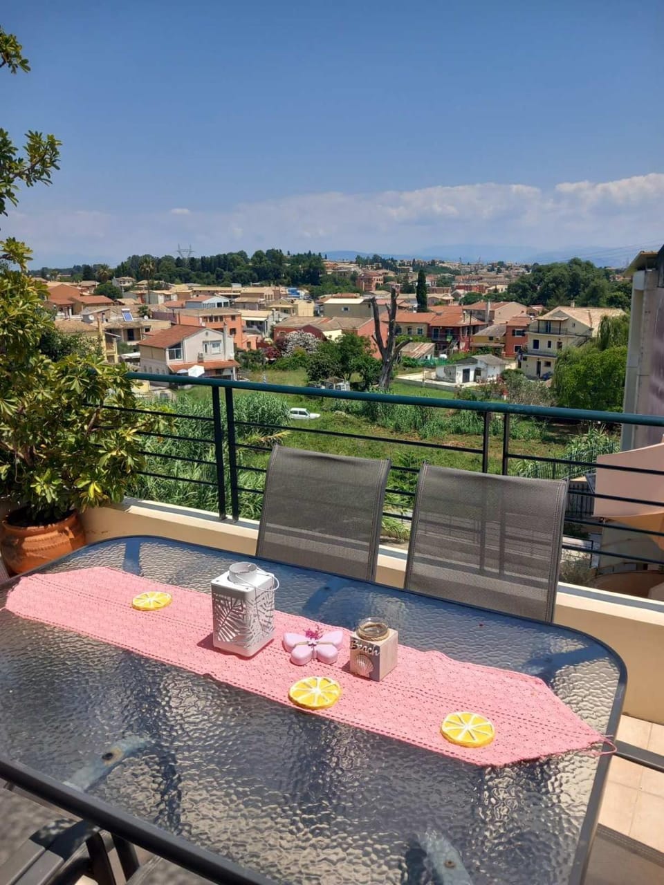 View (from property/room), Balcony/Terrace, City view