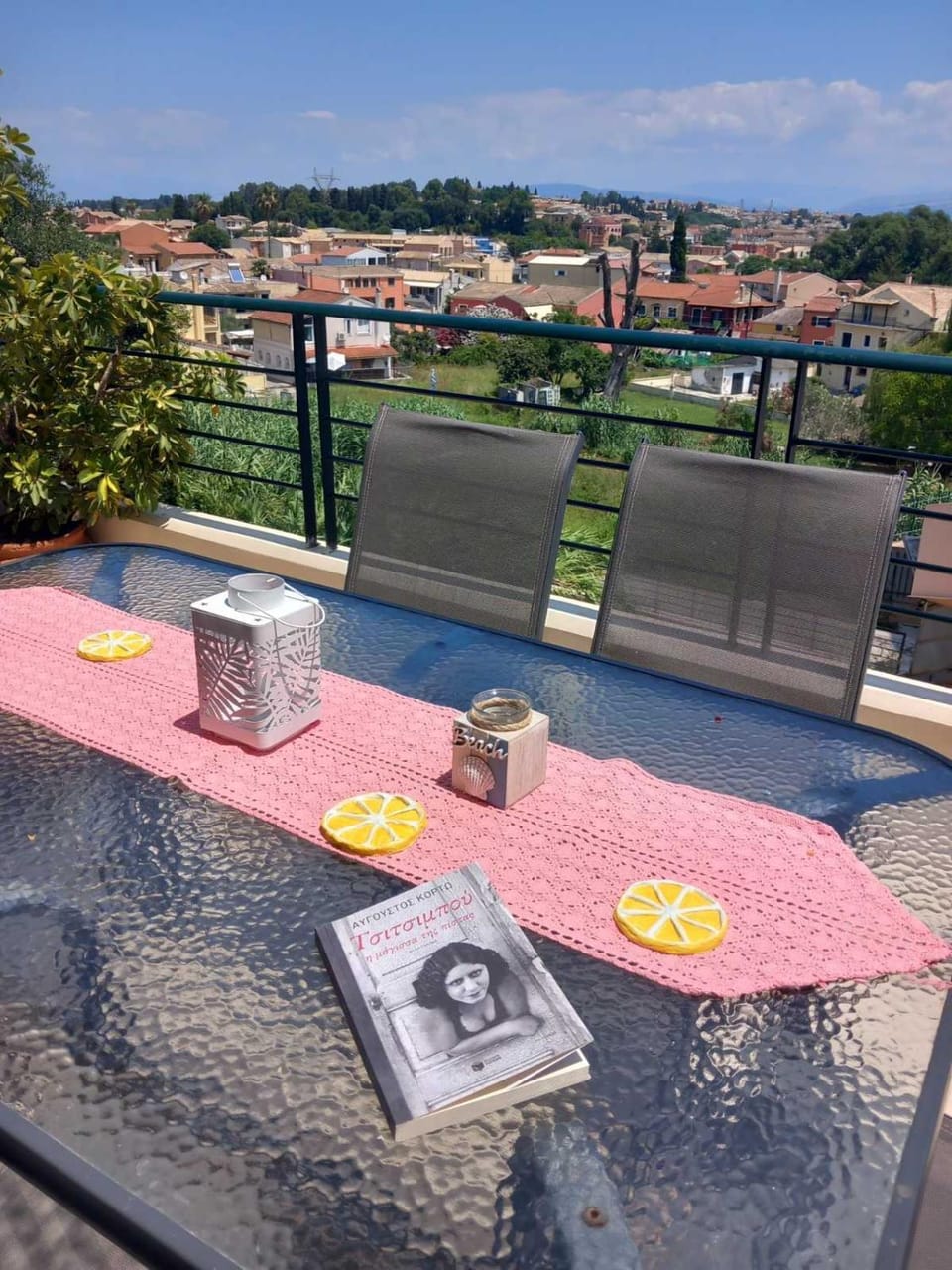 View (from property/room), Balcony/Terrace, City view