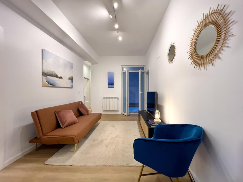 MILA I Local Rentss Apartment in San Sebastian