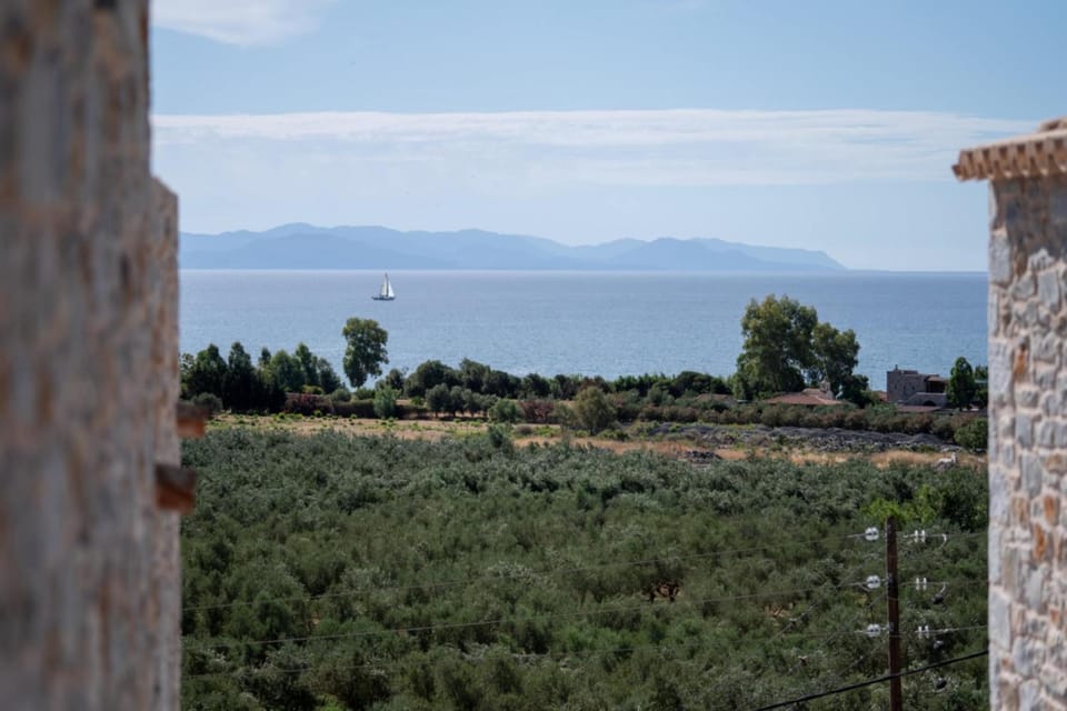 Istorima Guesthouse Apartment hotel in Peloponnese Region