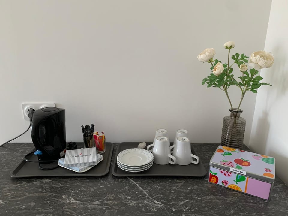 Coffee/tea facilities