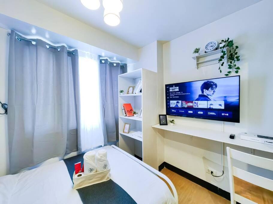 Citispace 1BR Condotel Suite at Ridgewood Towers Near BGC Airport #RW09A Apartment in Makati