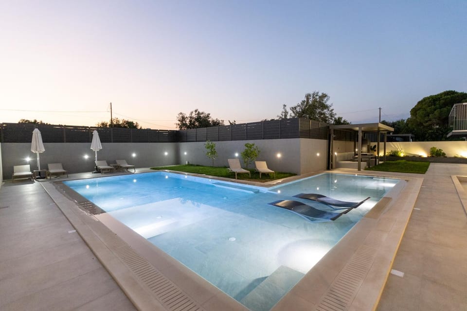 Natural landscape, Pool view, Swimming pool, sunbed