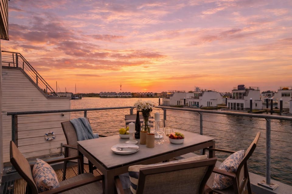 Schleikubus – Ihr schwimmendes Ferienparadies im OstseeResort Olpenitz House in Kappeln