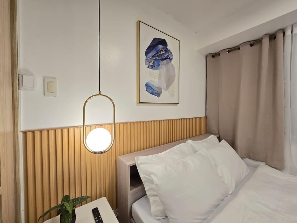 Citispace 1BR Condotel Suite at Ridgewood Towers Near BGC Airport #RW13A Apartment in Makati