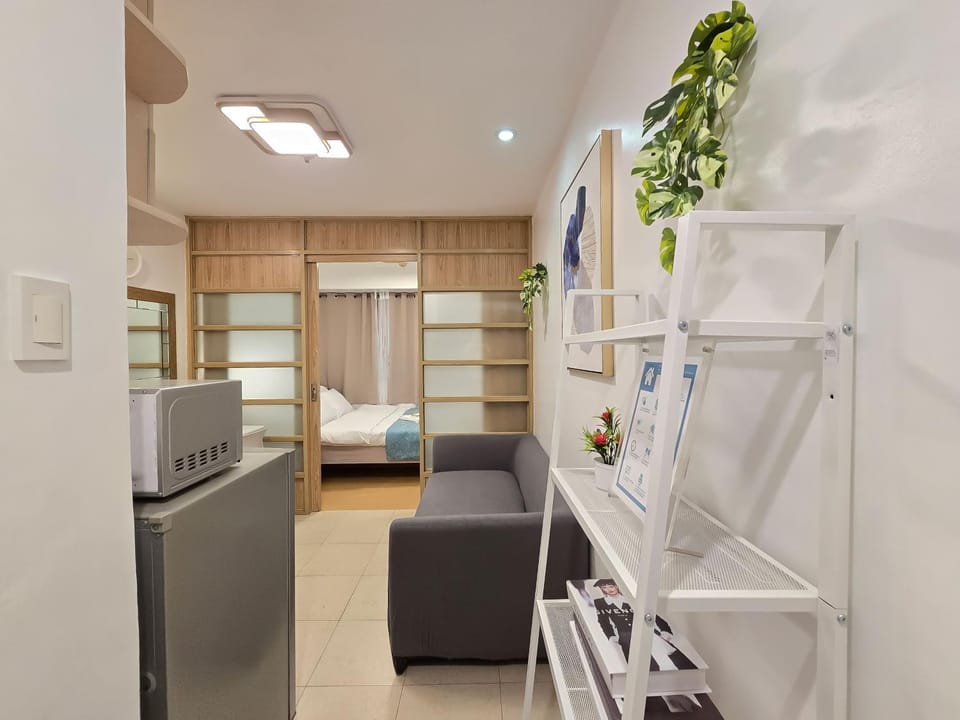 Citispace 1BR Condotel Suite at Ridgewood Towers Near BGC Airport #RW13A Apartment in Makati