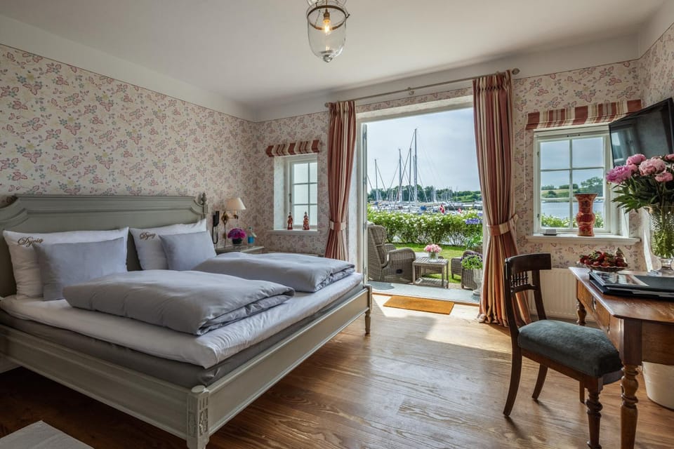 Balcony/Terrace, Bedroom, Sea view