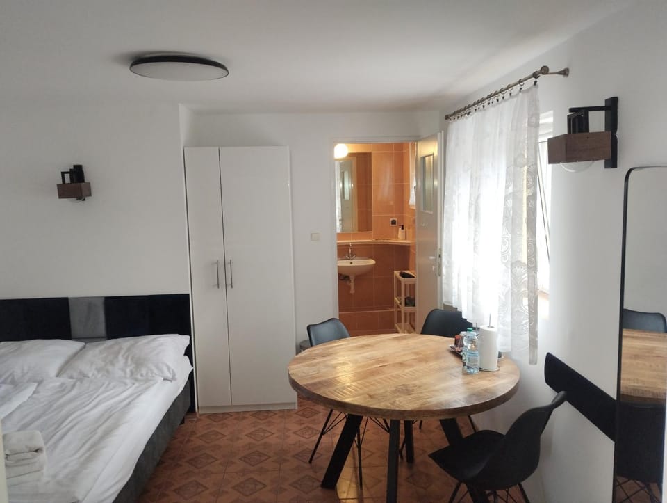 pokój parterowy 200 metrów od morza Apartment in Miedzyzdroje