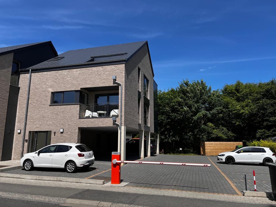 Property building, Day, Parking