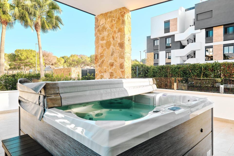 Hot Tub