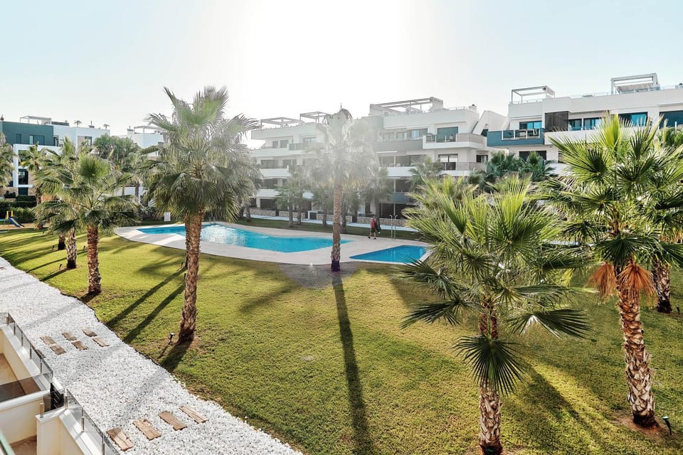 Garden view, Swimming pool