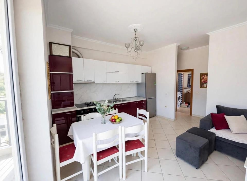 Airport & Terminal Comfort Apartment Apartment in Tirana