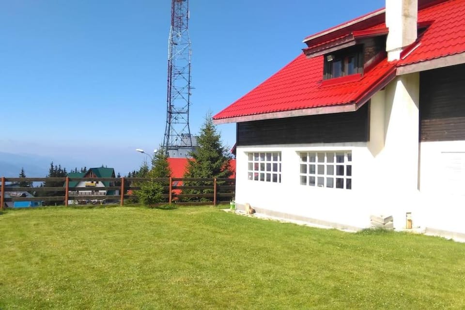 Alpina66 House in Romania