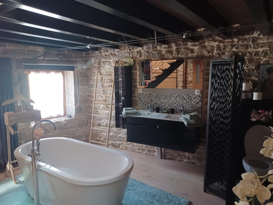 Toilet, Bathroom, Bath