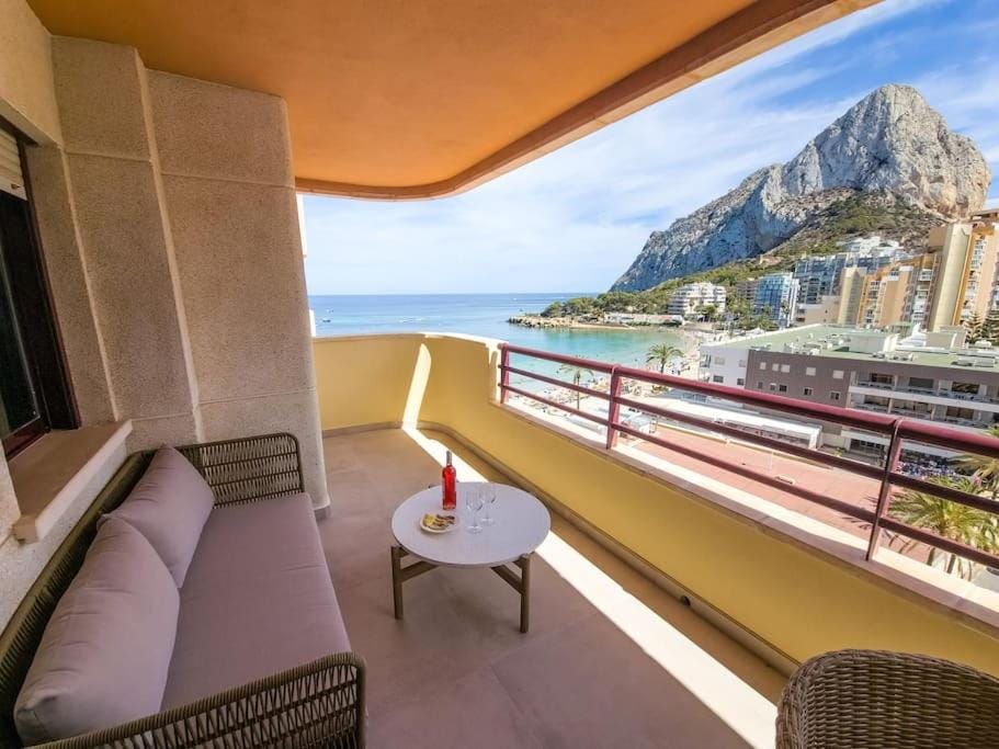Nearby landmark, Natural landscape, View (from property/room), Balcony/Terrace, Sea view