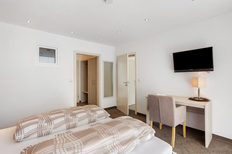 Property building, Living room, Bedroom