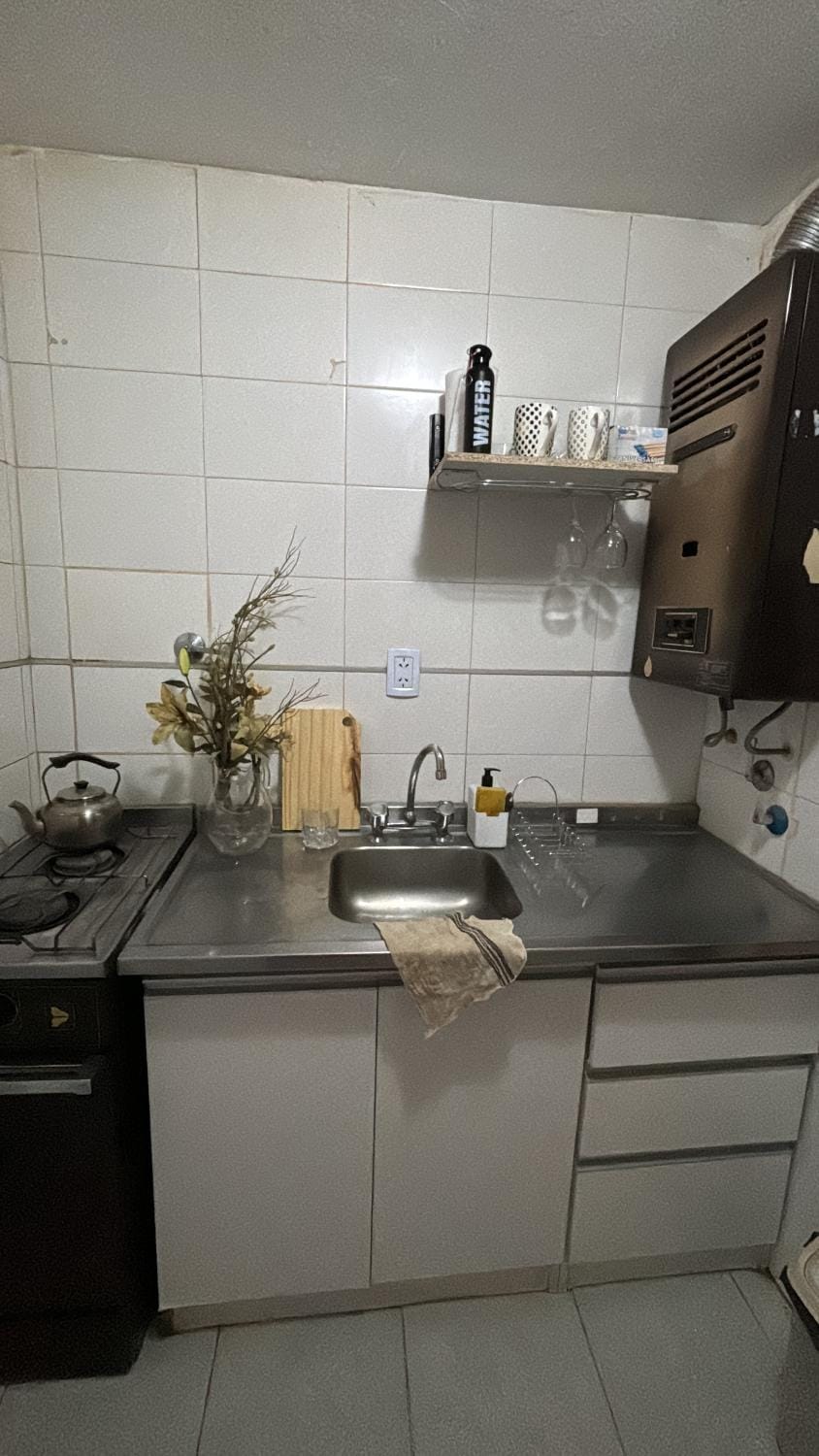 Kitchen or kitchenette, pet friendly, stove