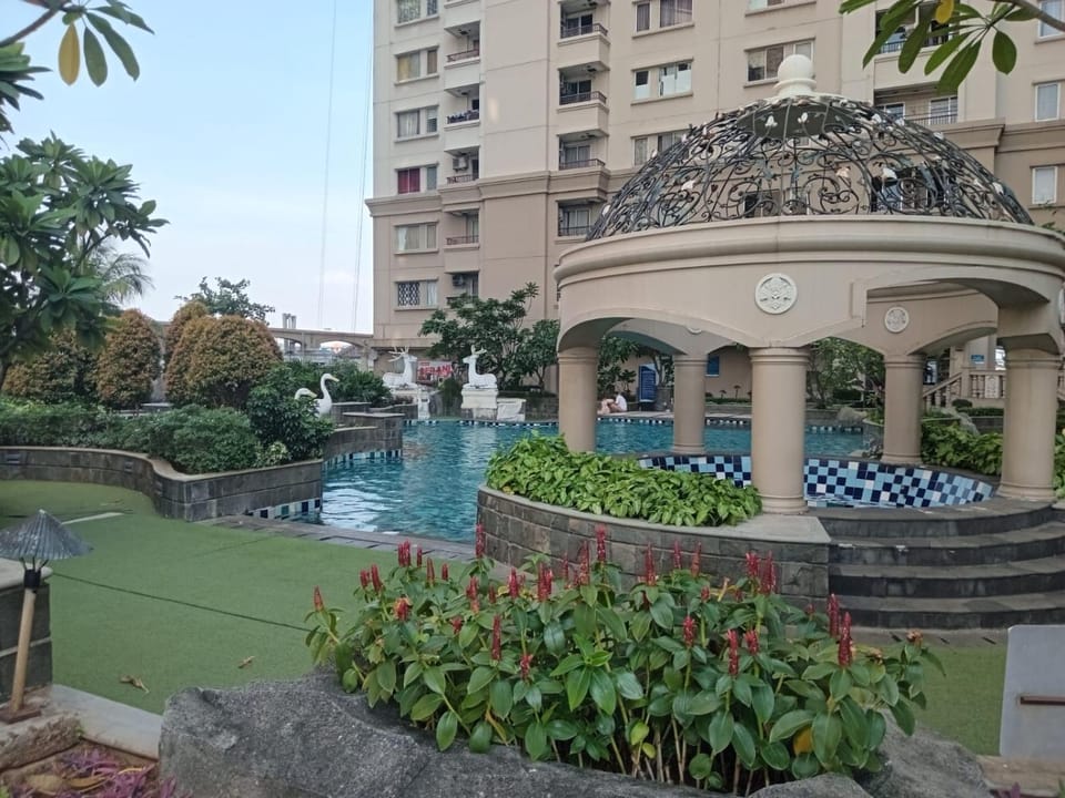1BR & 2BR Apartemen Mediterania Marina Ancol Apartment in Jakarta
