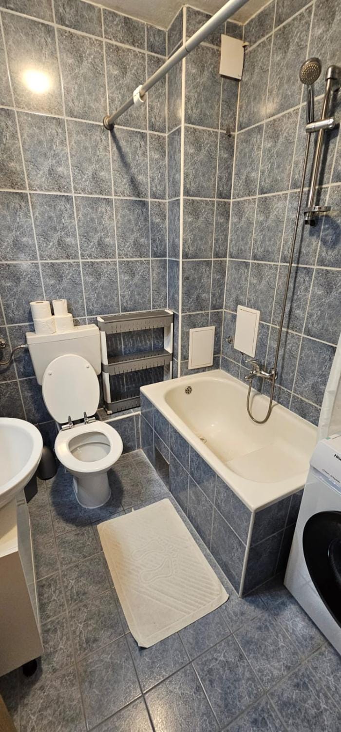 Shower, Bathroom