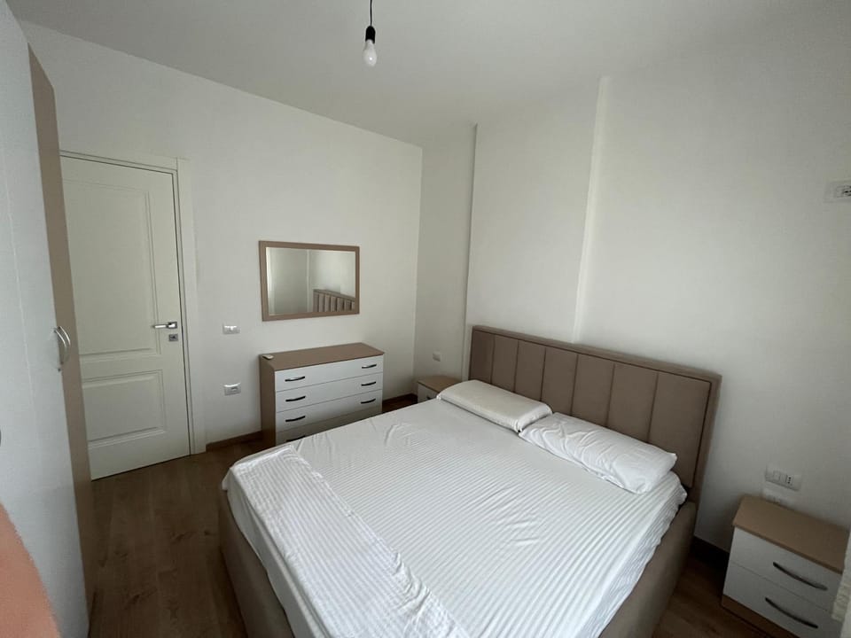 Blue Pearl Lungomare Apartment in Vlorë