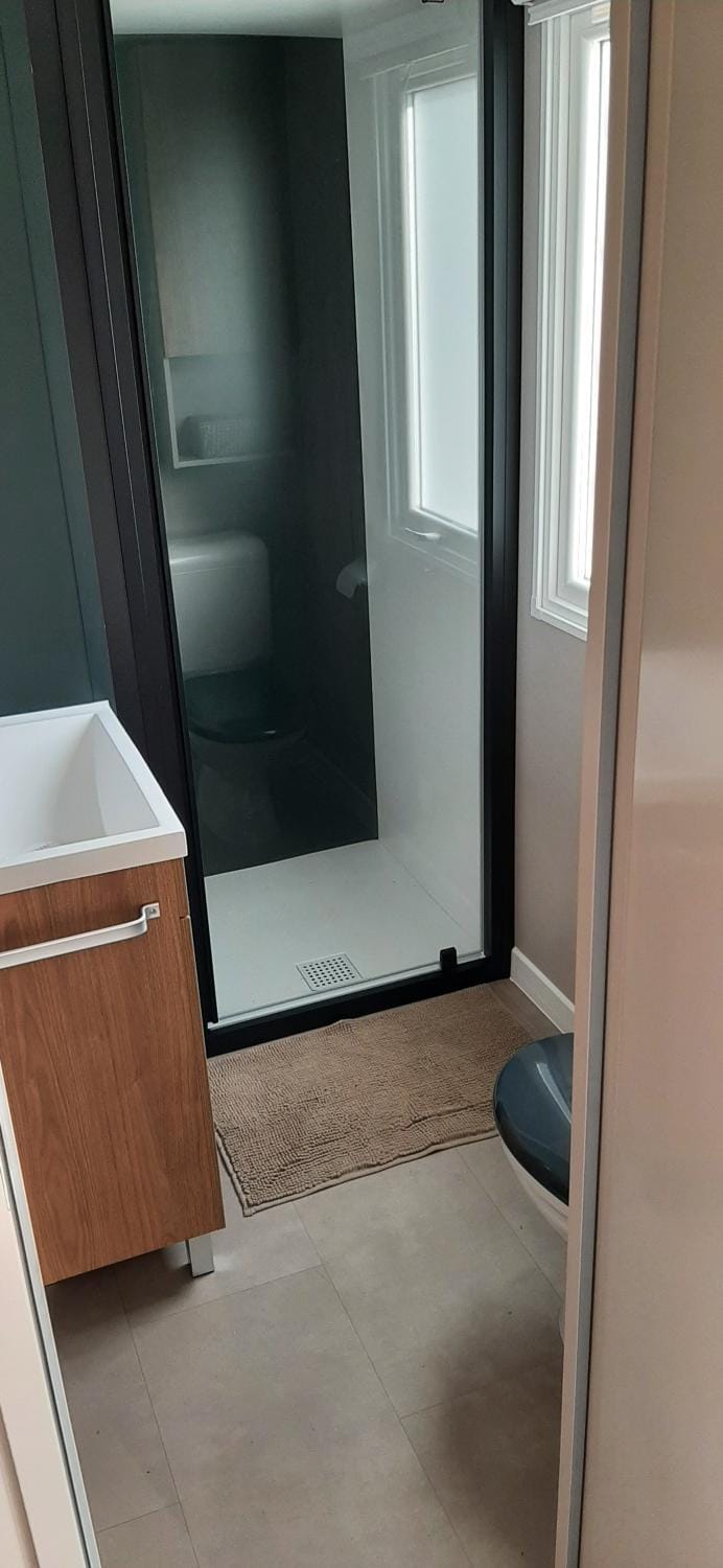 Mobil home neuf 6 personnes House in Nouvelle-Aquitaine