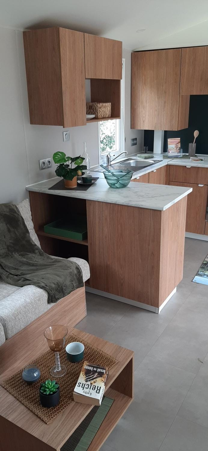 Mobil home neuf 6 personnes House in Nouvelle-Aquitaine