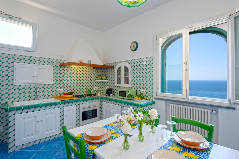 Natural landscape, Kitchen or kitchenette, Sea view, stove