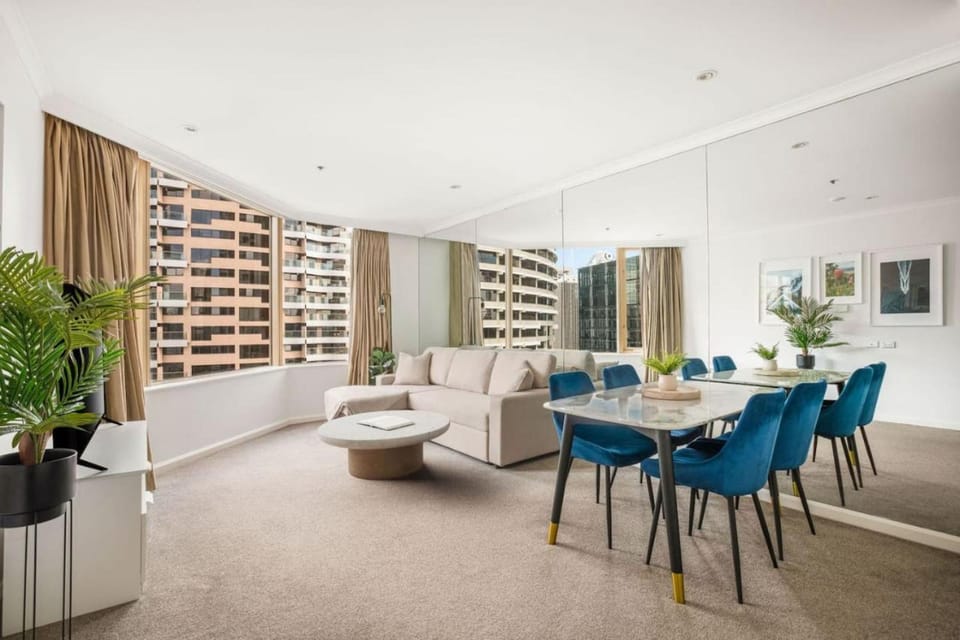 Amazing Sydney Apartment with Pool, Gym and Sauna Apartment in Sydney