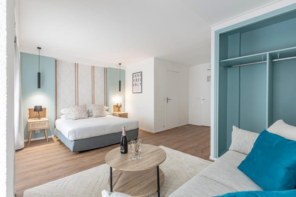Coffee/tea facilities, Bedroom