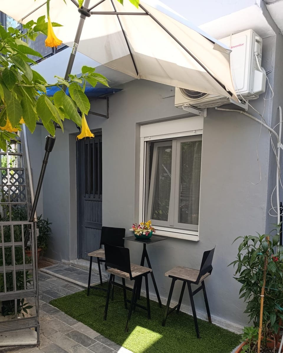 Quiet Studio Apartment in Volos