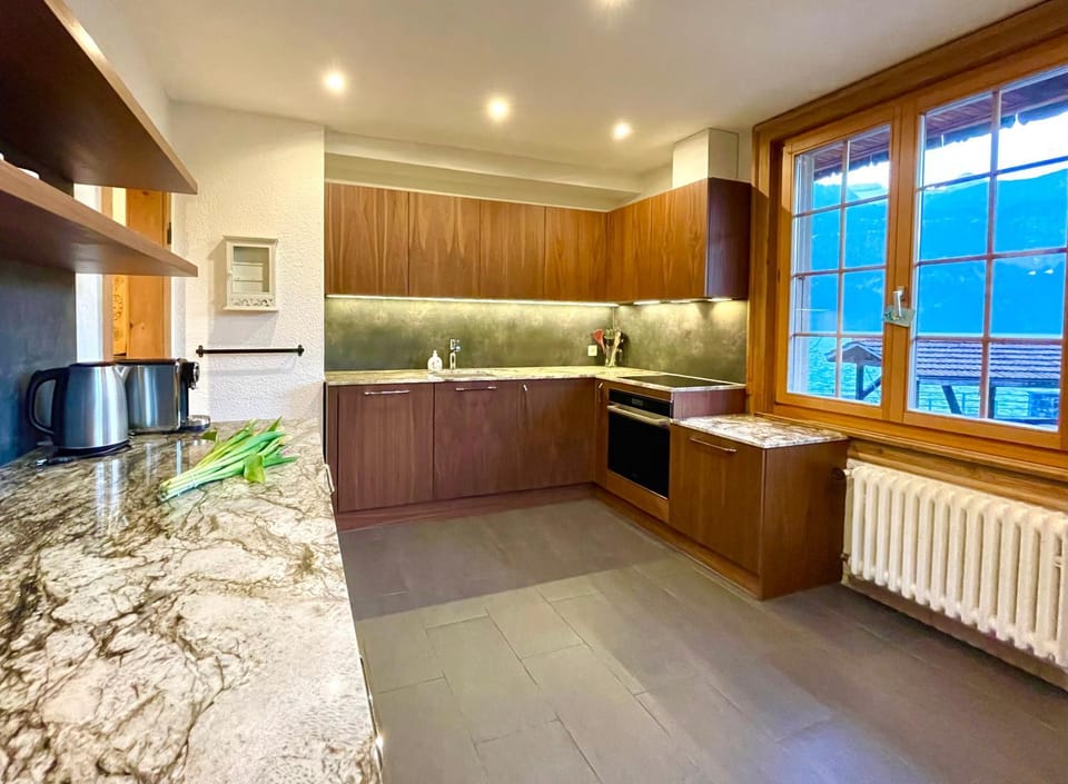 CHALET ROMANTICA BEST VIEW BEST LOCATION 2-7 persons! Apartment in Canton of Bern (Region)