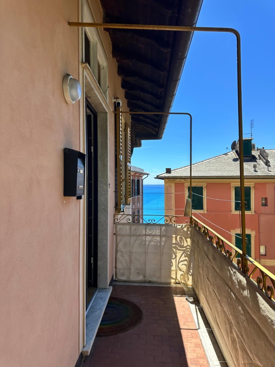 Property building, Balcony/Terrace