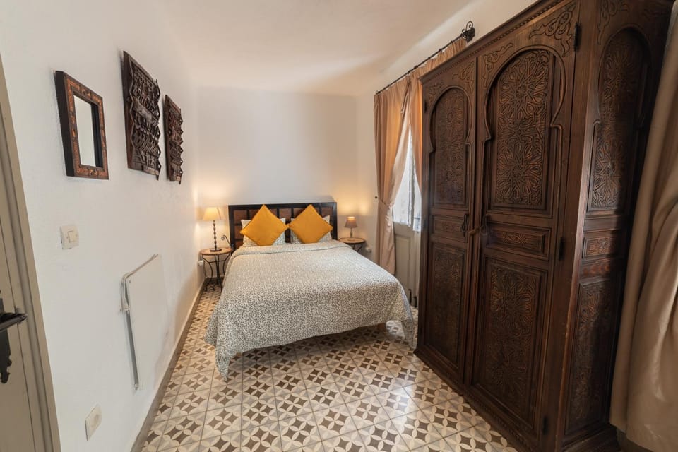 Bed, Bedroom, wardrobe