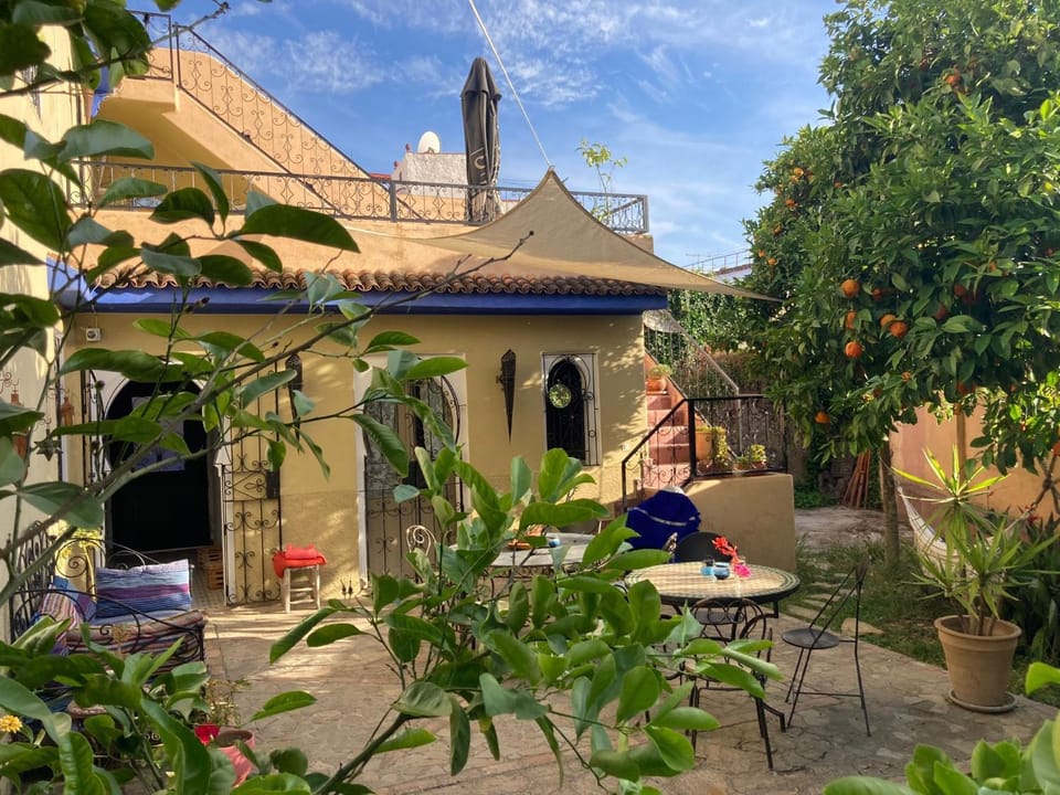 Property building, Patio, Garden, Garden view