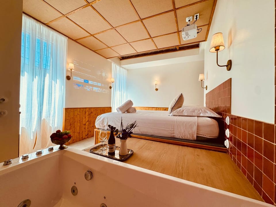 Maison LYO logement Luxe Apartment in Cannes