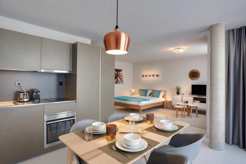 Kitchen or kitchenette, Living room, Dining area