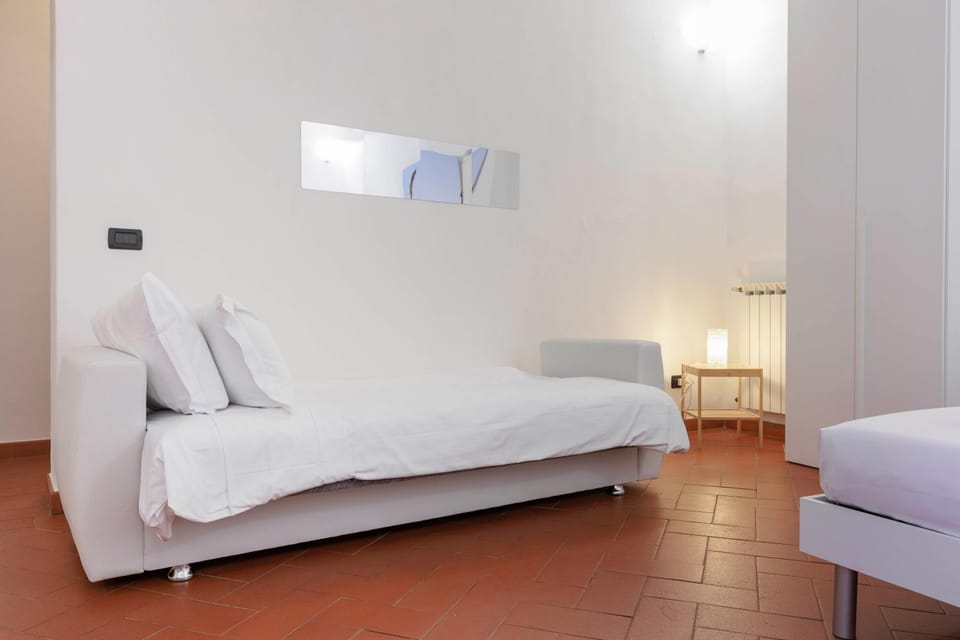 Bed, Living room, Seating area