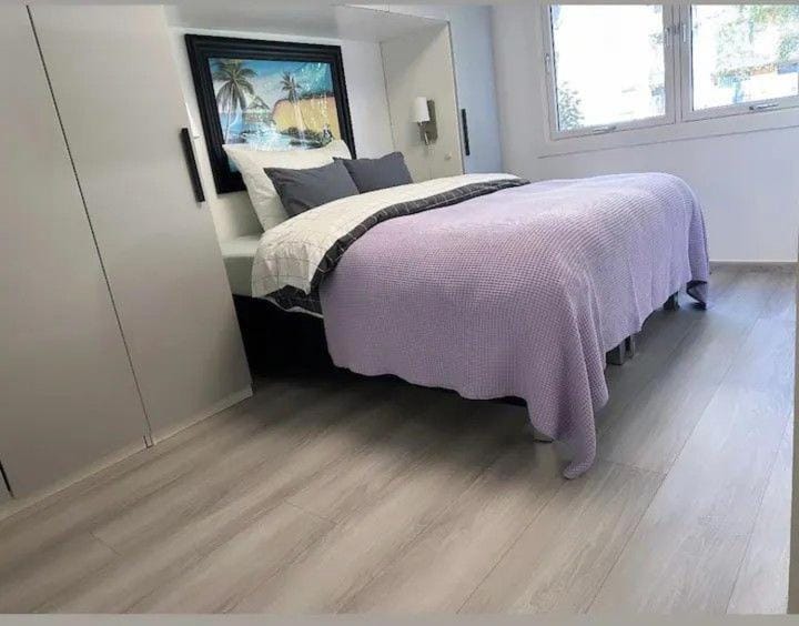 Privat rom med dobbeltseng sentralt på grunerløkka Vacation rental in Oslo